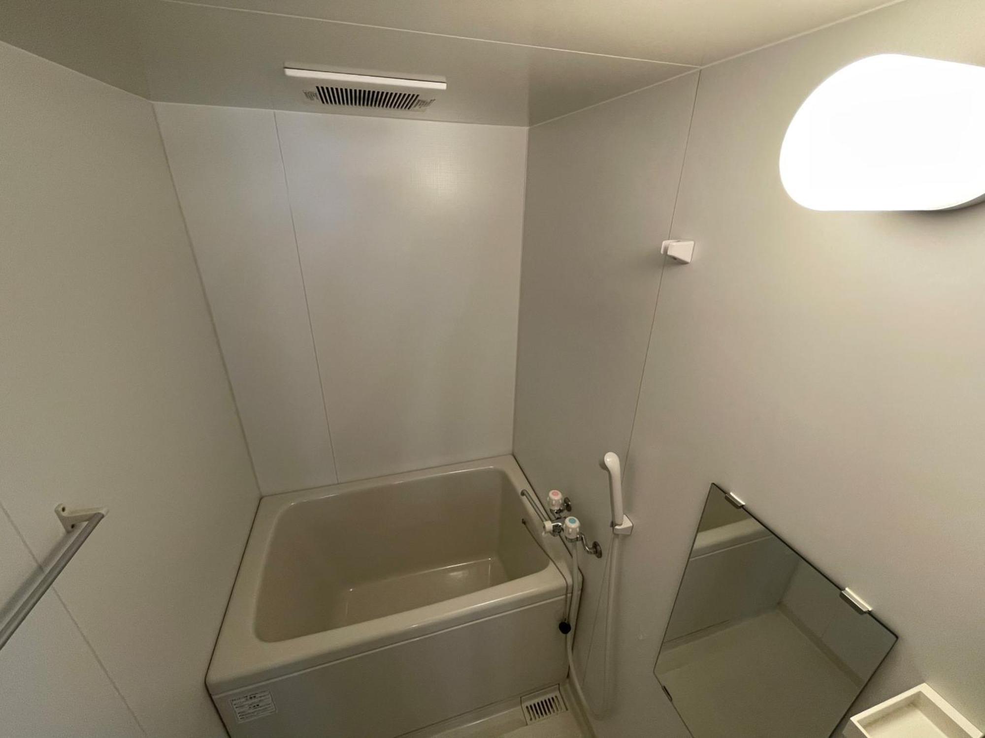 Apartment A&c 大阪難波西41